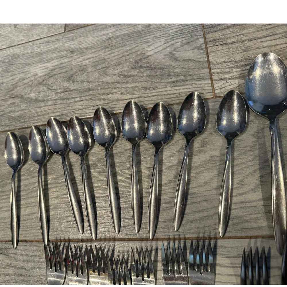 Oneida Flatware Set 1881 Rogers 29 pc Stainless Steel Silverware Set MCM Vintage